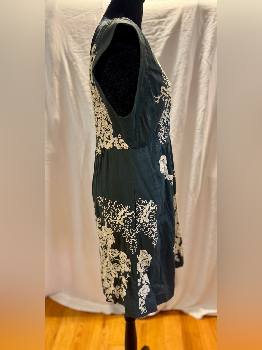J. Crew Mirabel Gray Mini Dress with Cream Floral Embroidery - Picture 6 of 11